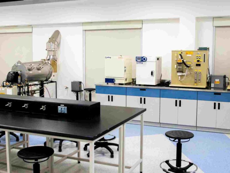 FEATURED_o-of-a-laboratory-with-a-bench-a-table-and-a-